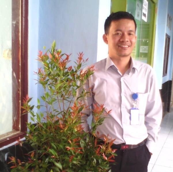Apa aja yang penting happy