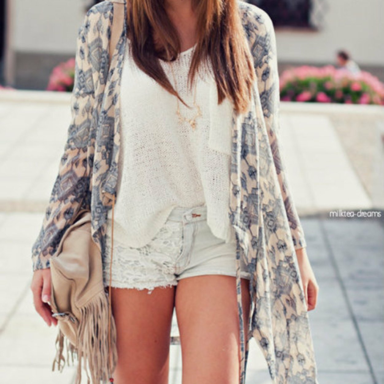 hey everyone! this is my new fashion account, i hope you all enjoy!