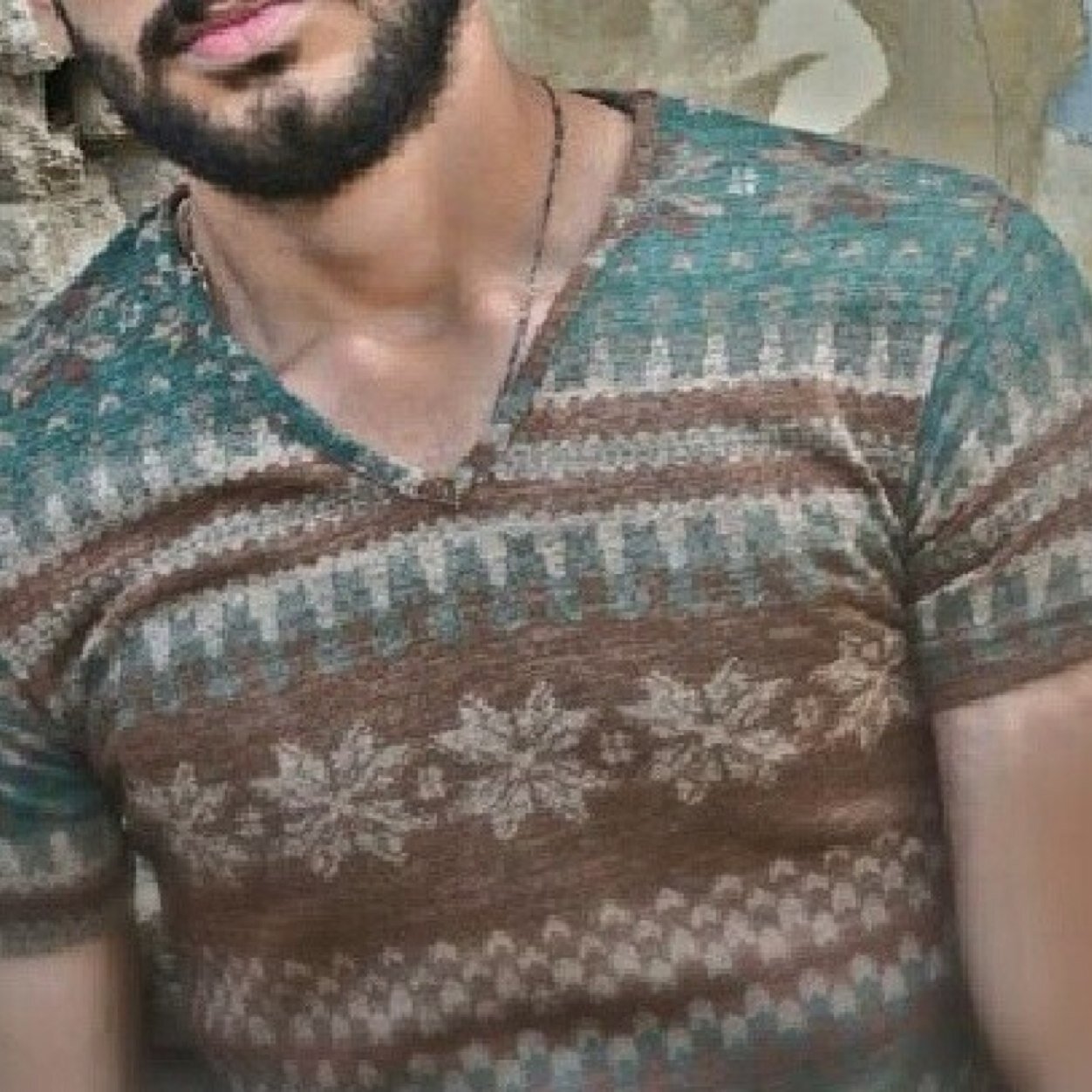 Mohammedlatif20's profile picture. ‏تـبًآ لَلَزٍمًنِ آلَذِيِ جّـعٌلَنِيِ آرى رؤوٌسِـآ _تٌـکْبًرتٌـ  عٌلَيِ وٌآنِآ صّـنِعٌتٌـهّـا