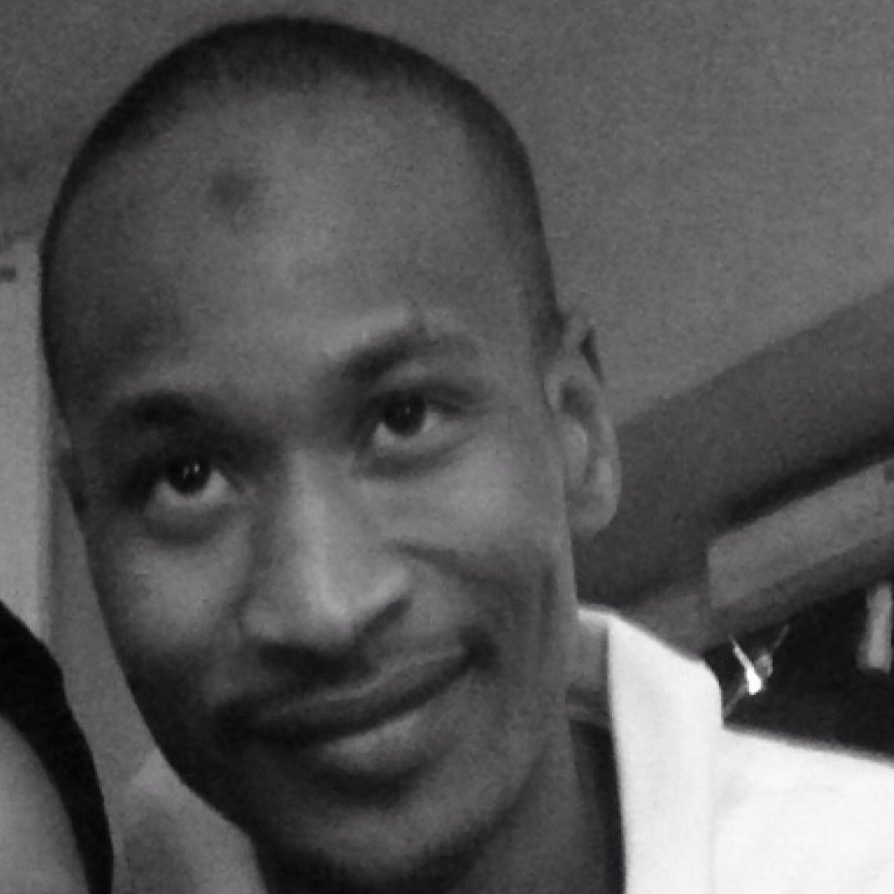 mahmud422's profile picture. 