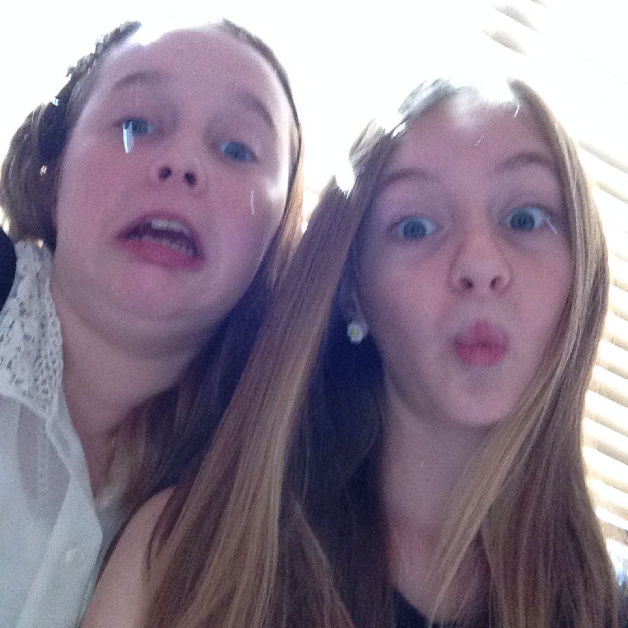 Hey:) 5sos and food is what I love plus alot of other stuff!