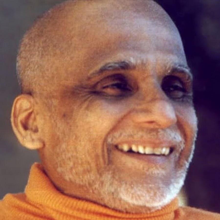 Maestro espiritual (abril 25, 1922 – Noviembre 23, 2001). Discípulo directo de Swami Sivananda, Rishikesh.