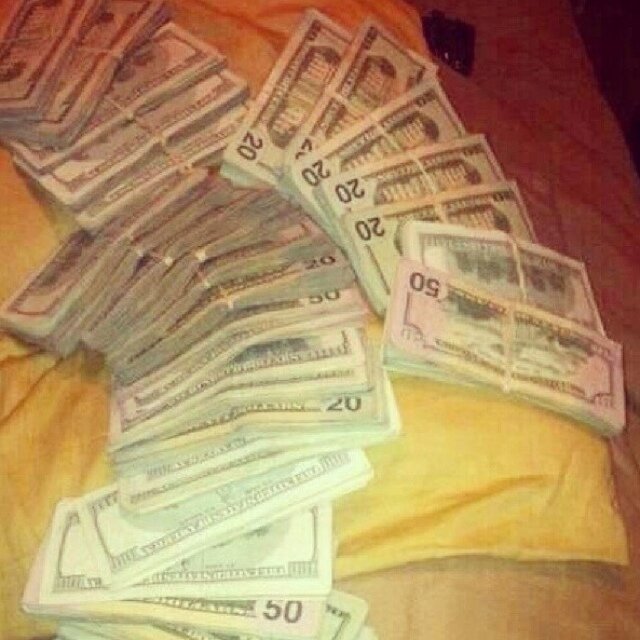 IchasepaperOG's profile picture. 