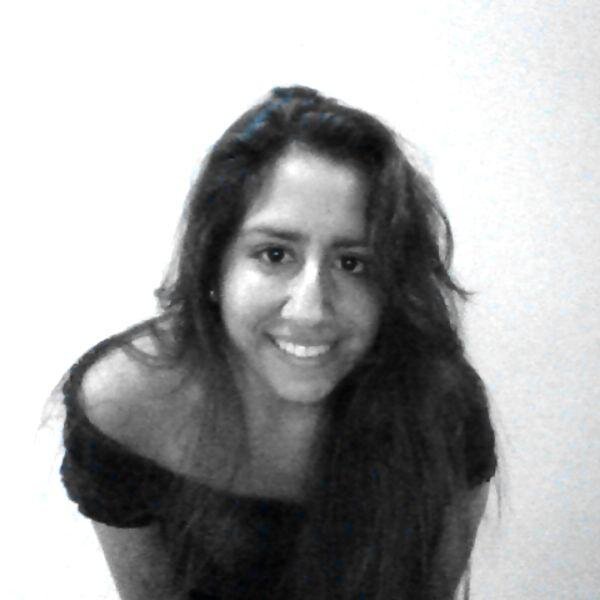 RossellaVilchez's profile picture. Mariposa! Libre, ligera, feliz! Psicóloga y amante de la vida.