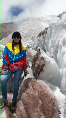 Amante de la naturaleza, y del amor sobre todas las cosas, me encanta hacer el bien!!! Mi corazon es mi arma, mi alma es mi libertad!