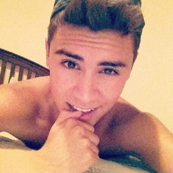 straight, sweet, single TALK TO ME