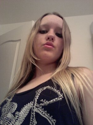 Danielle_iskewl's profile picture. 