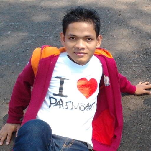 Perjalanan 1000 langkah pasti dimulai dari langkah pertama. So, jangan pernah menyerah menjalani tahapan itu untuk meraih kesuksesan.