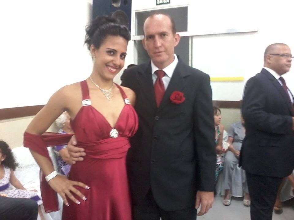 amo volei,praia,sair com o marido...