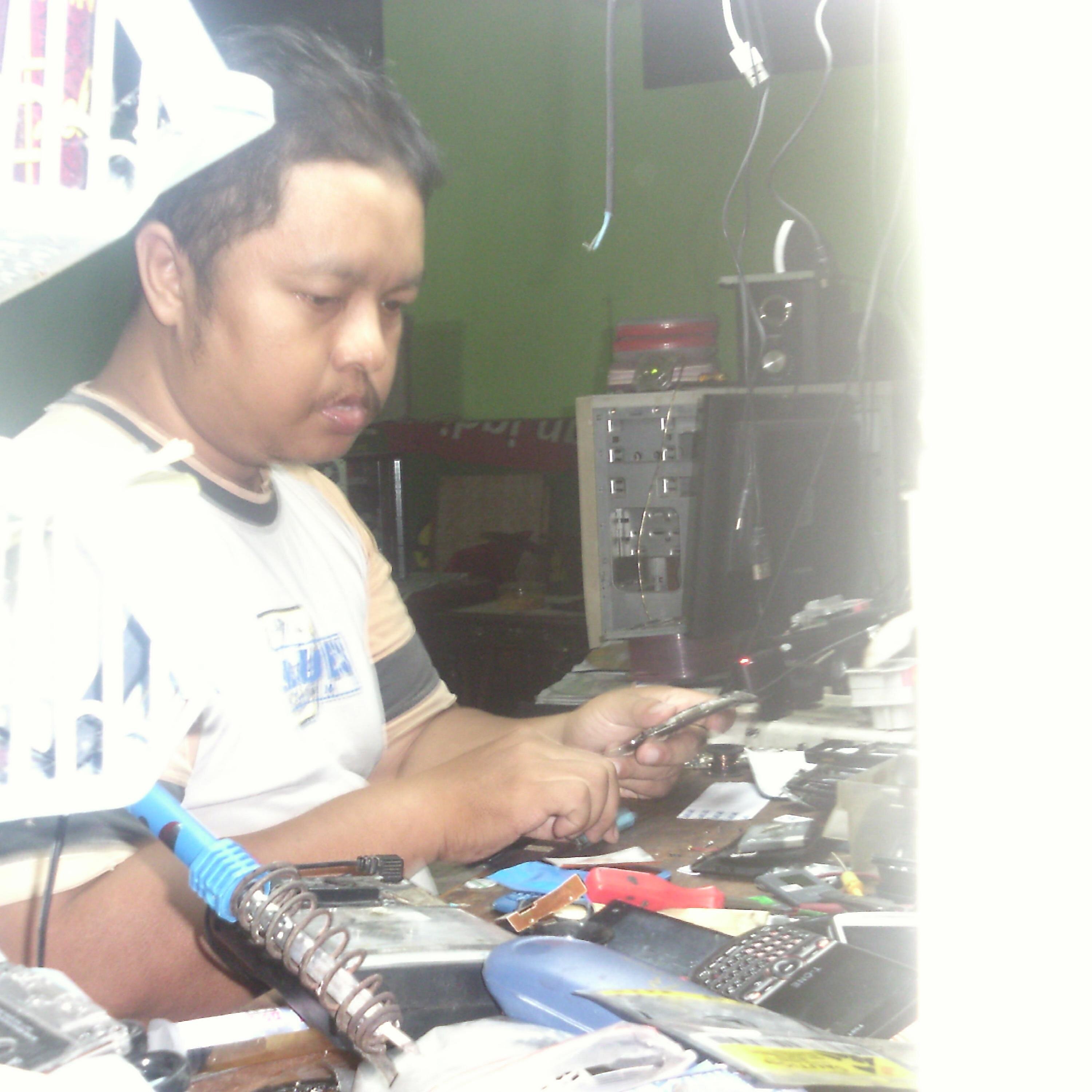 Taufik_westprog's profile picture. JSP (Jogja Service Ponsel) all merk HAPE
terima Kamera Digital,Laptop,Notebook,Other
Jln Sutijab 11 Driyan,Wates,KP ☺