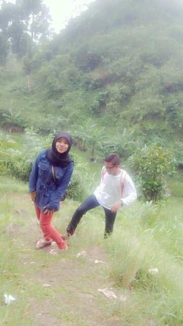 sintia55_sintia's profile picture. Saya percaya bahwa allah itu adiil.. Saya lebiih suka mengadu masalah ketika sholat bercerita kepada allah.. Disitulah saya mendapat ketenangan hati, love allah