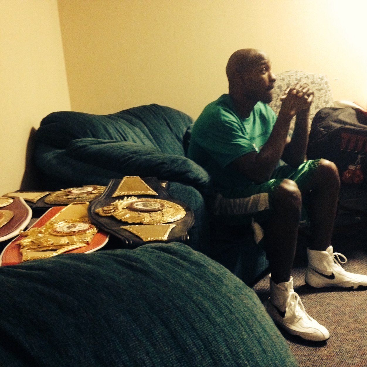 RayRobinson147's profile picture. Pro Boxer (24-2) 12 KOs , ⬇️ Link to Documentary