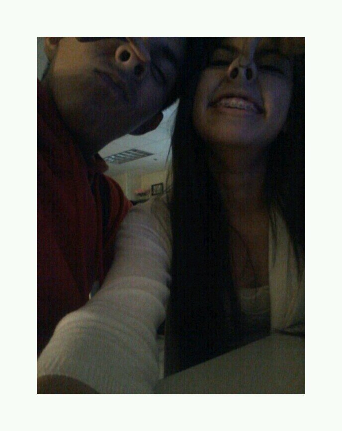 _aleeczah_'s profile picture. Love is patient,Love is kind.It doesn't envy,It doesn't dishonor others,it is not self-seeking,it keeps no record of wrongs.Love doesn't delight in evil