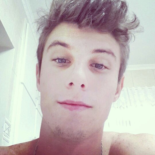 me sigam tb no instragram http://t.co/Dh3oDyvMSK