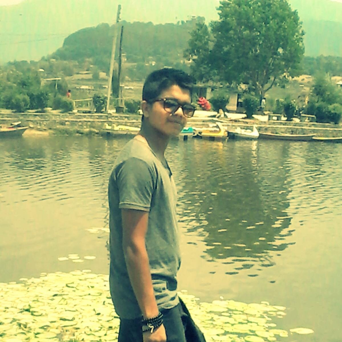 ramitbabumandal's profile picture. simple boy