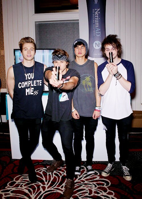 Directioner. 5SOS.  8/01/14