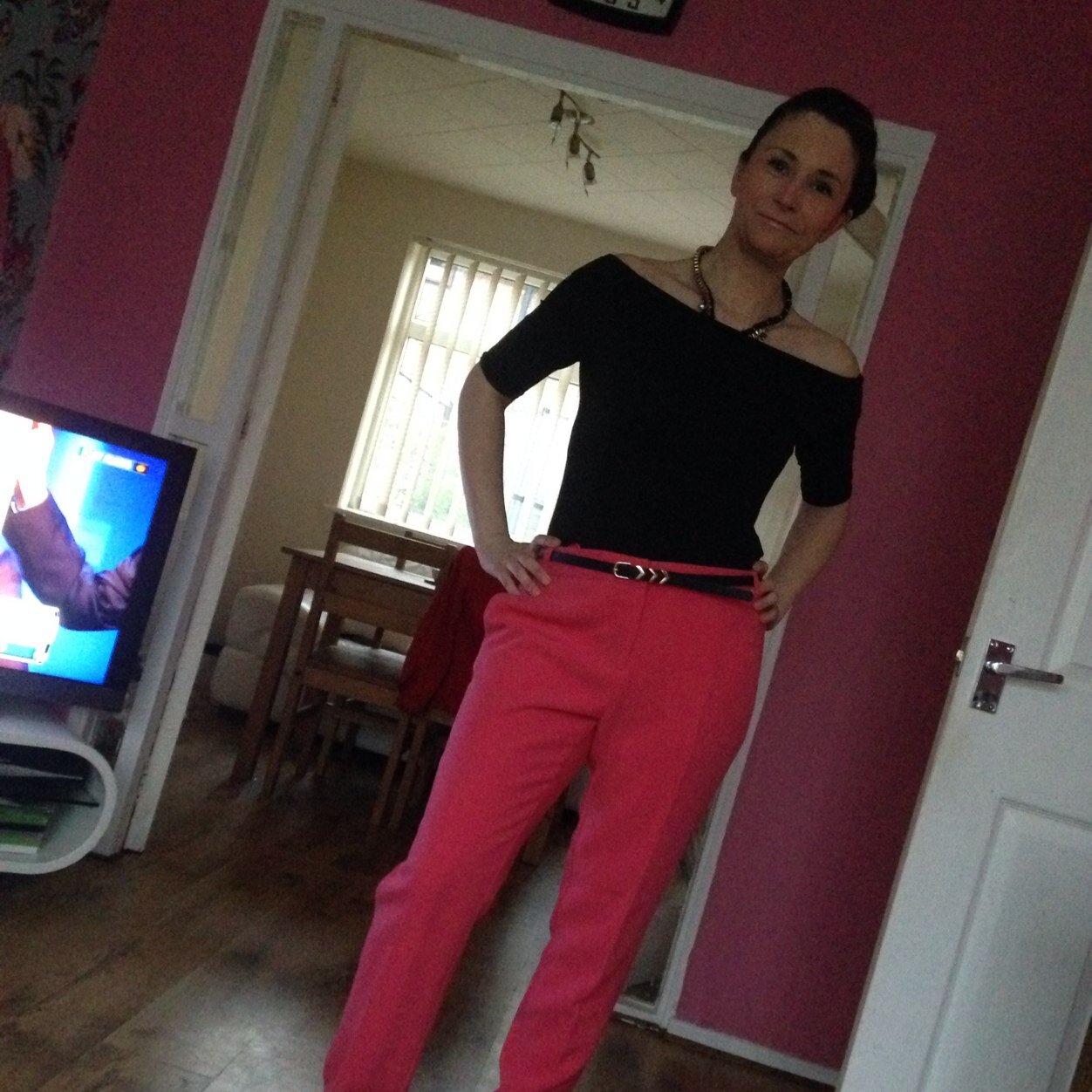 Live, laugh, love.
Aim for the stars, settle for the moon. Never give up, you never know whats round the couner x