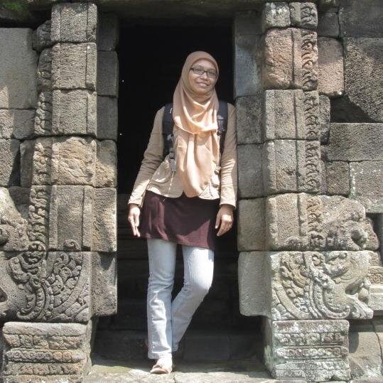 chriestna's profile picture. Simple