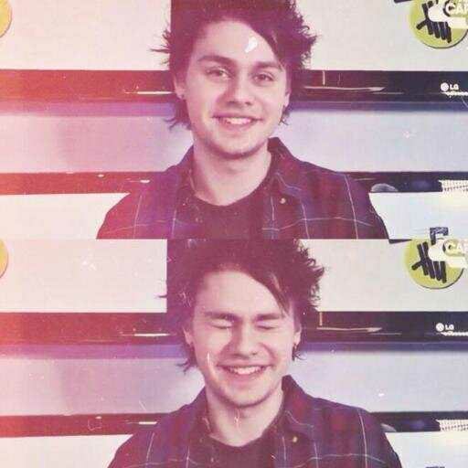 ☆5SOS☆ michael clifford ♡