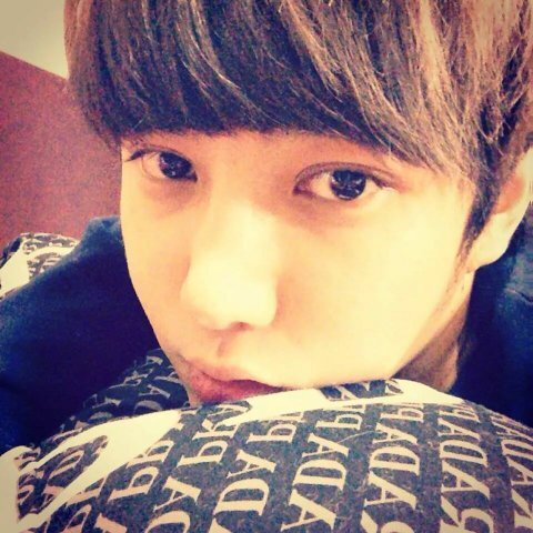 ฮุนนี่ หล่อ ใสใส