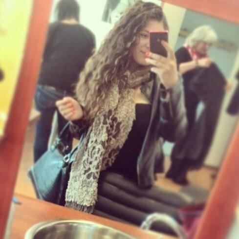 follow nieuw acc @LaviniaSJ_