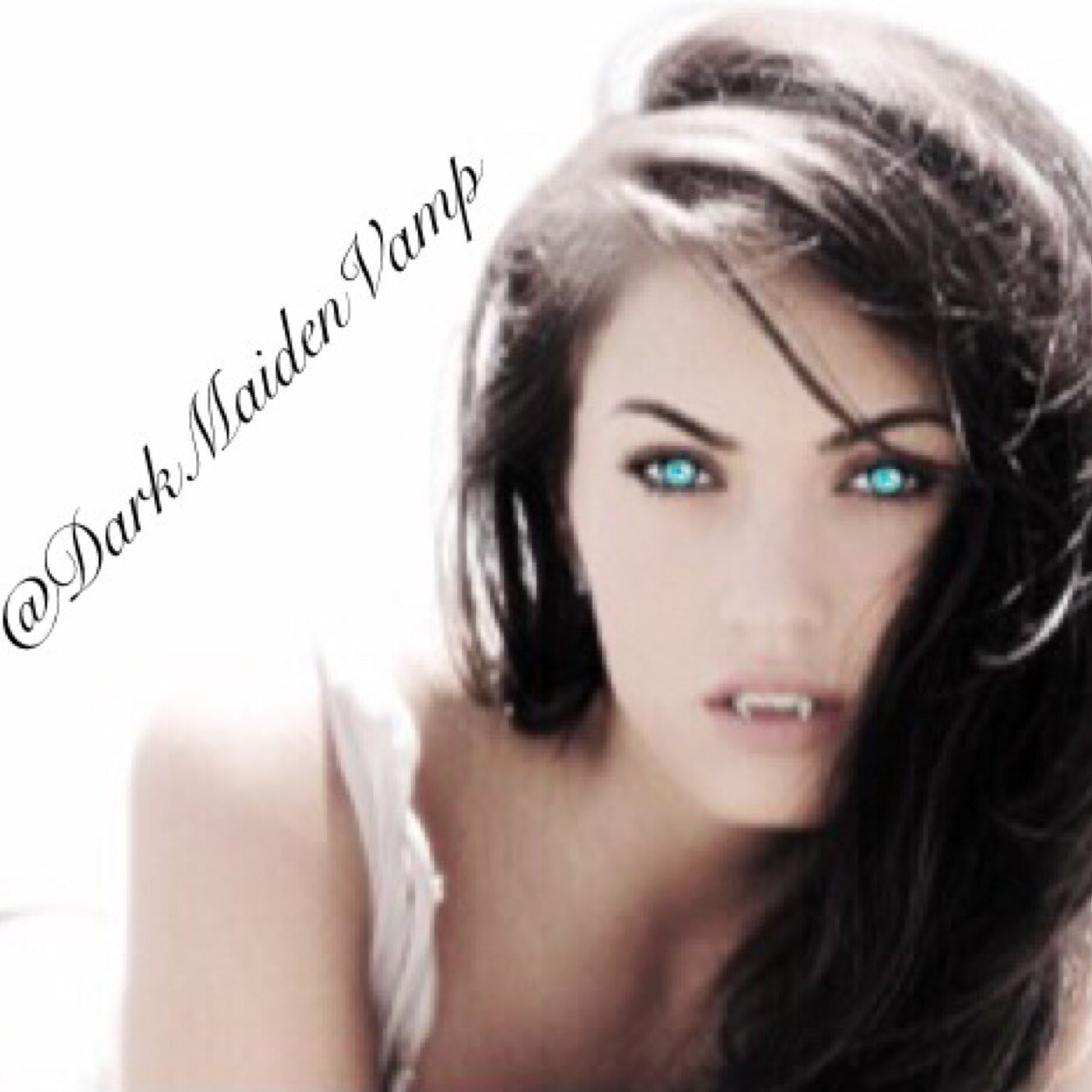 Ancient vampire. I've reawakened in a new world. #RP #OC #Single