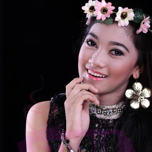 Photography and RENTAL Photo Studio | Official acount Viapuccino Studio | Jl. Karimata No. 25 | CP : 085750929992 | Pin : 2A98A180 | Express your self!!!