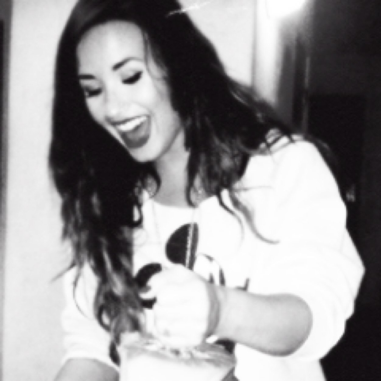 This is a free follow! Don't follow this account, please follow @stopthiisgirl :)