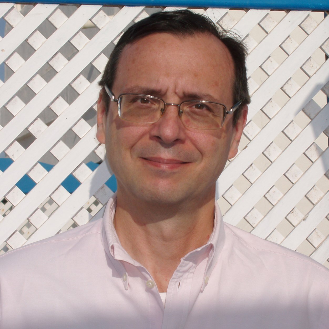 pepephelipe's profile picture. Adicto al Social Media, Marketing y SEO, a veces periodista. Amo la música Prog y de Genesis. Marido casi perfecto y con defectos. De todo un poco y mucho más.