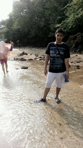 khoitaApid's profile picture. UMM » Manajemen { Fastabikhul Khoiroh }