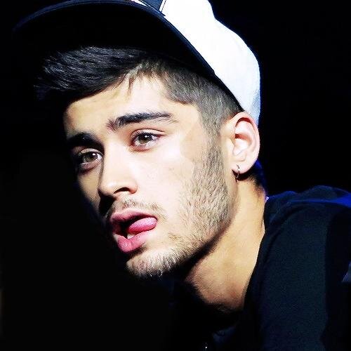 i gave you free follow. so you can follow my another acc @twerkitbadboy , help me to reach my goals 2k , i followback just ask , ily ☺❤
