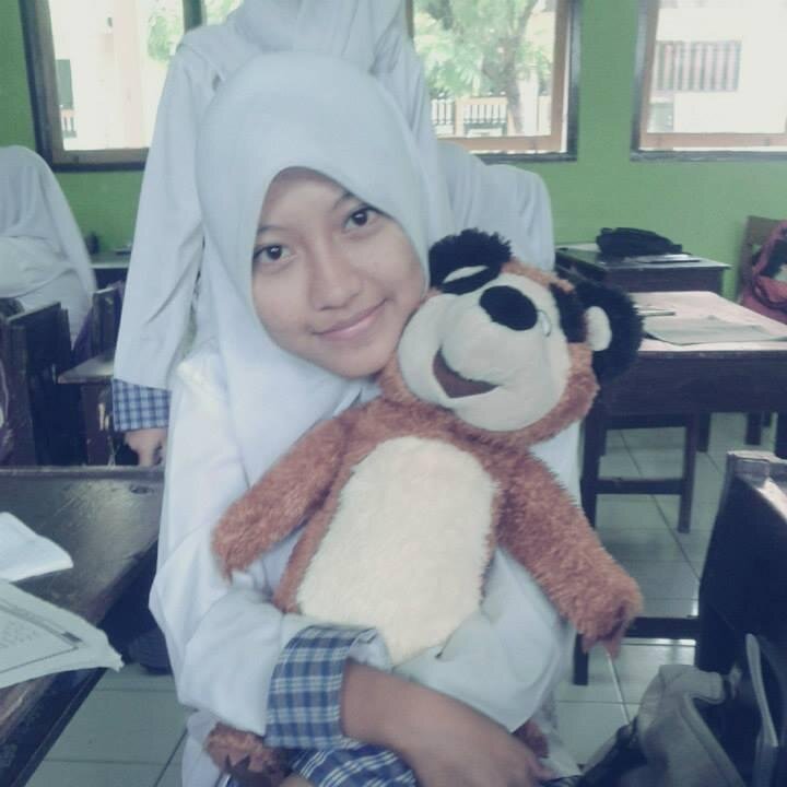 intancahyamukt1's profile picture. follow @intancm_