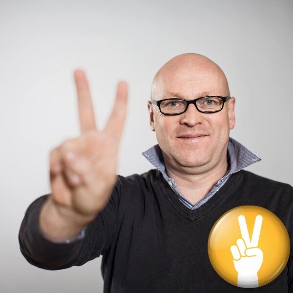 stefaanbollaert's profile picture. BRUGES TILL I DIE
papa van lieze, fiebe en marie, man van evy
gemeenteraadslid NVA groot oostkamp
onderwijzer derde leerjaar SASK brugge