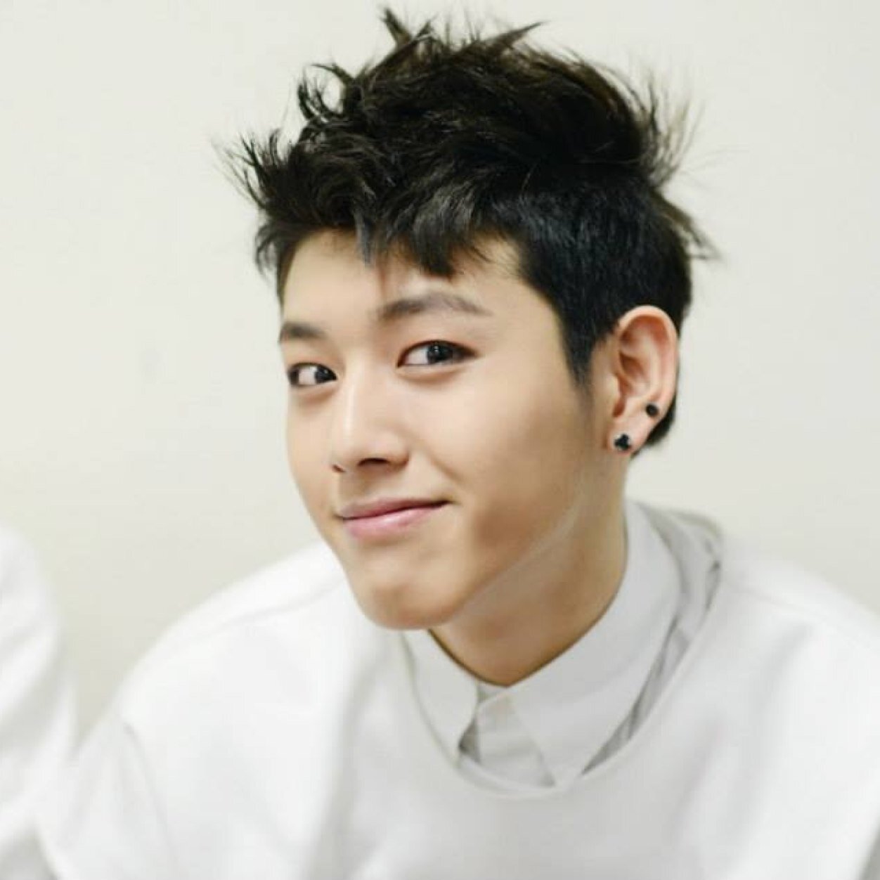 Hey guys we are Thailand fanbase for @REALKANGJUN (강준) ♥ Please support and follow us~ since : 120822 #cclown #kangjun