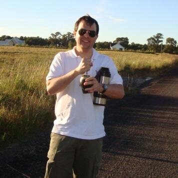 AlbertoKlver's profile picture. Contador Público, Master en negocios internacionales, Director de Eje Ruta 5 Parque Logistico, asesor en inversiones y proyectos