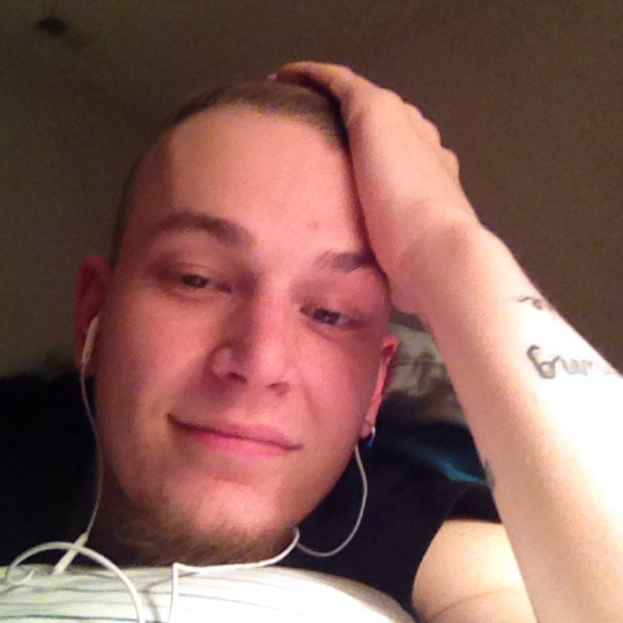 KrAzY22kArL's profile picture. No f**ks given
