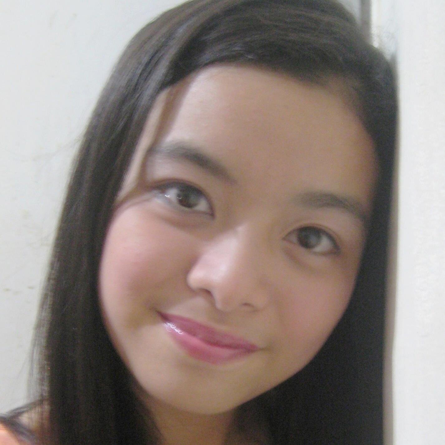 Beauty is the opposite of perfection - it's about the confidence, charisma, and character. ♥ ♥ ♥ ♥