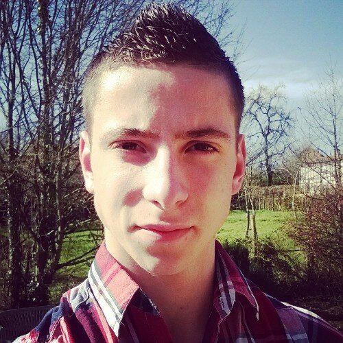 Lycéen de 16ans, célibataire tu me suis je rend !