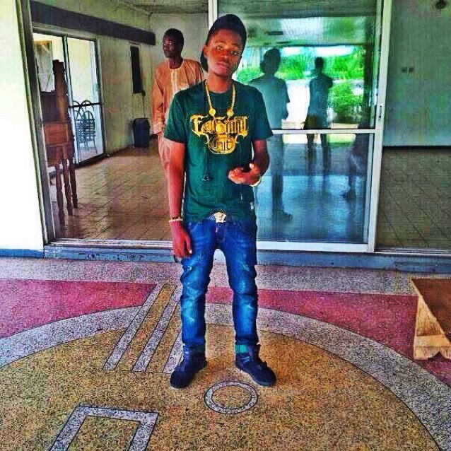 I love weed and sex... #TEAMGRANDHUSTLE || IG: mavin_peezy || kik: mavin_peezy