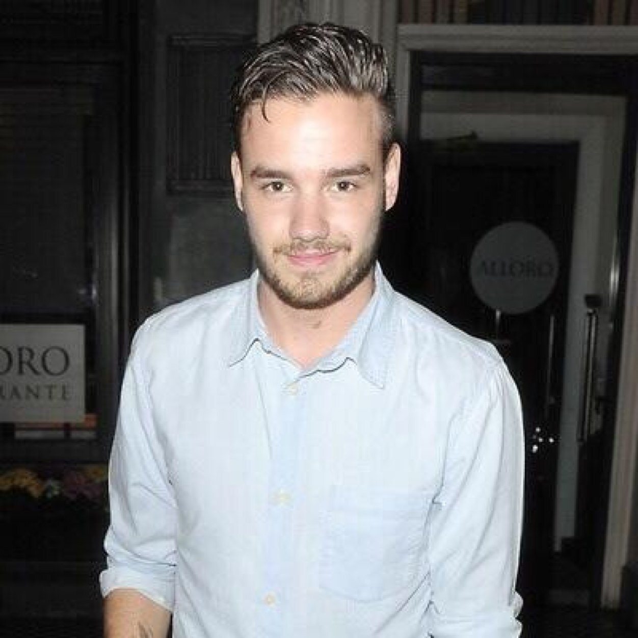 Follow @vineyharry