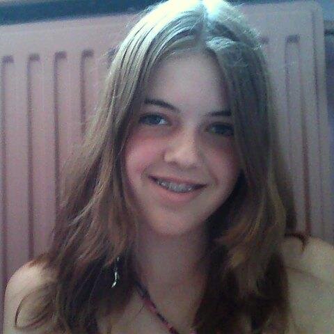 Love my cat!| Lachen, melig doen, tekenen, badminton & hockey!|Love my (best) friends! I will always be there for them!|Happy!|Avril Lavigne