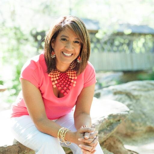 Wife, mom, communications machine, cook, reader, beach lover, Jesus freak. Oh and Director of Marketing, @OneStreet_Res.
