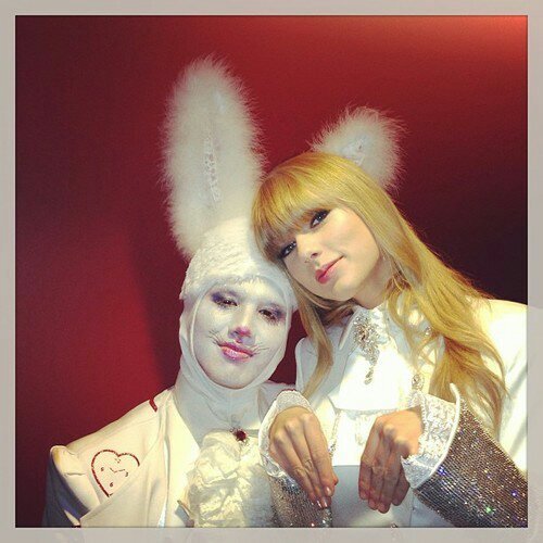 #VoteTaylorSwift