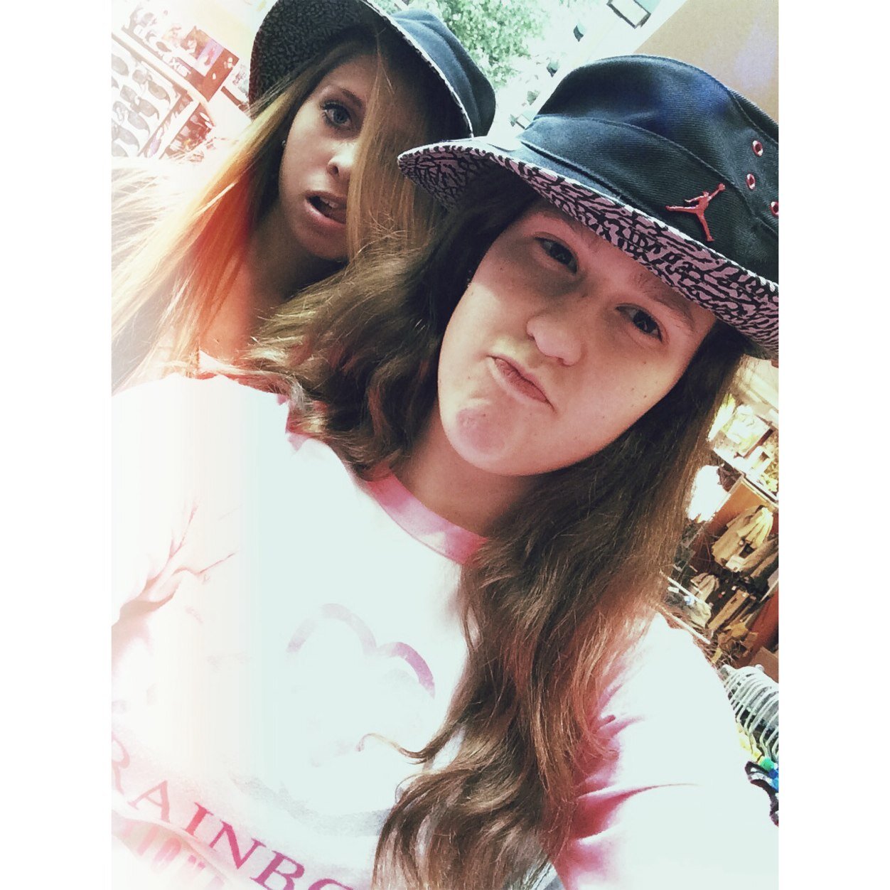 madi_neely's profile picture. 