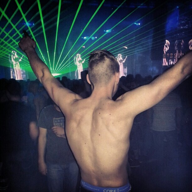 insta: bashoogland
