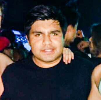 Carlos  | DJ !! :) #EDM