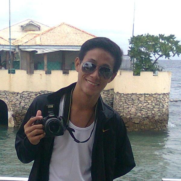 MDellariarte's profile picture. magic