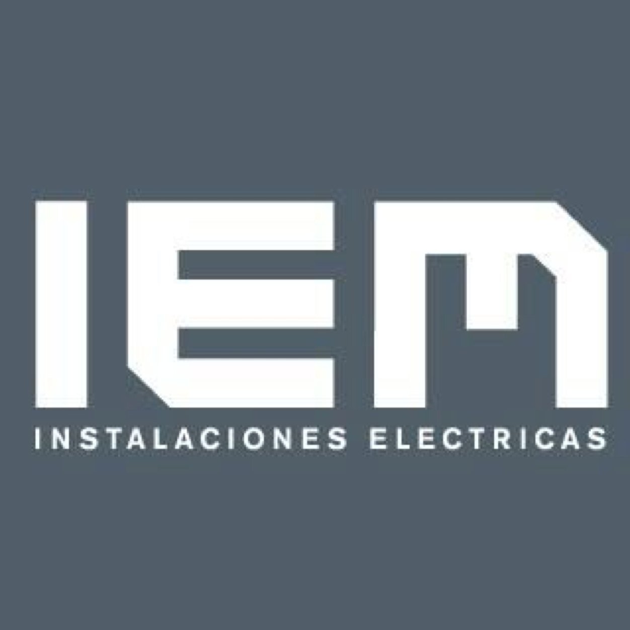 Servicio integral de electricidad y automatismos a viviendas, industrias, sector terciario (oficinas y comercios) y eventos.Desde el pequeño al gran consumidor