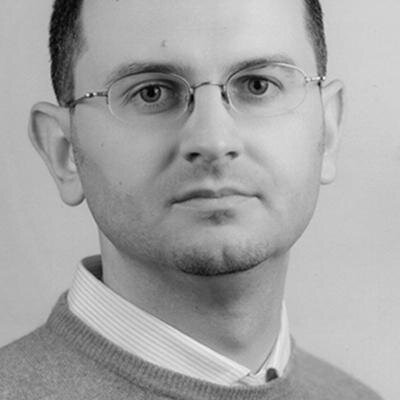 kernel_shell's profile picture. Assistant Professor of Media Studies, University of Tuzla, working on journalism & memory,  interested in liminal spaces, states & moments. Guitar enthusiast.