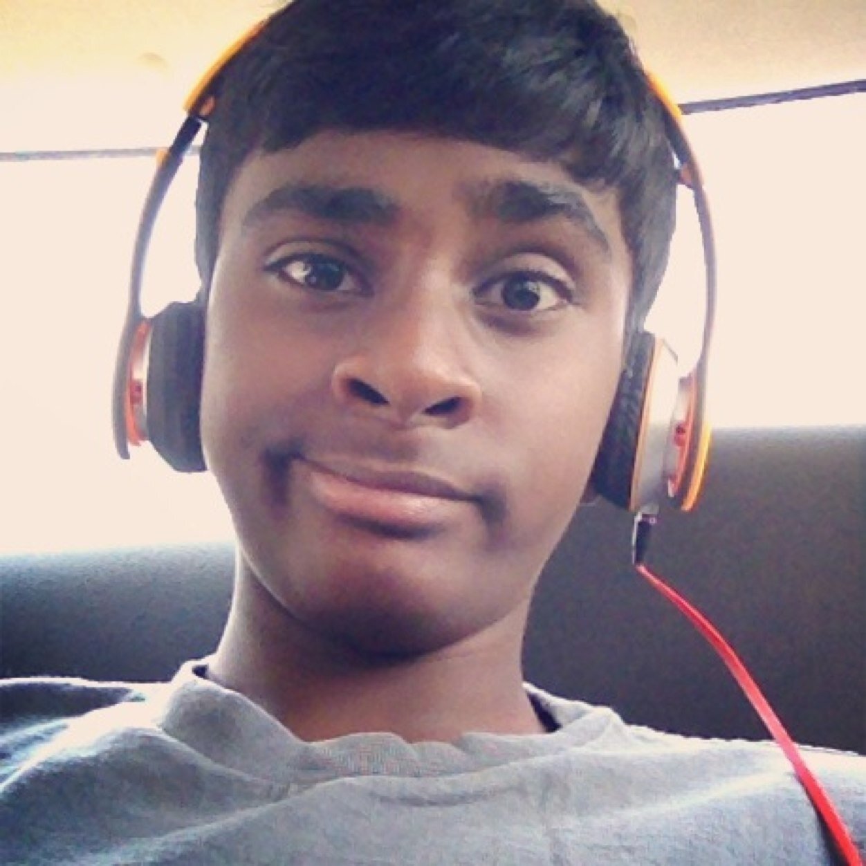 Akil kumar, 15, SMKBBSL-ian..tweets like a moron...scale hobbyist.....not much of a popular kid..Friendly kid..lion dancer...follow me..thNx!!!!!